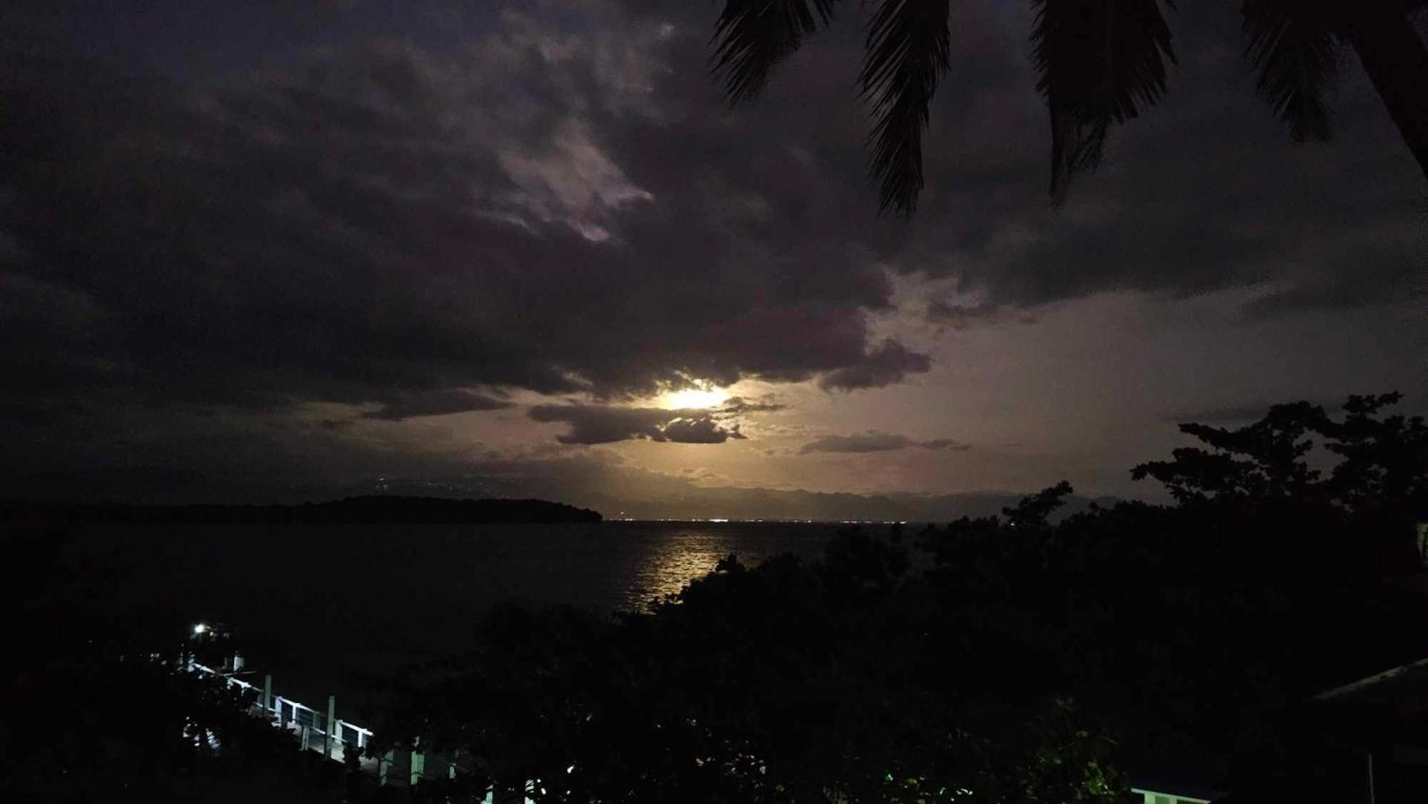 Eagles Nest Beach Resort Davao Stadt Exterior foto