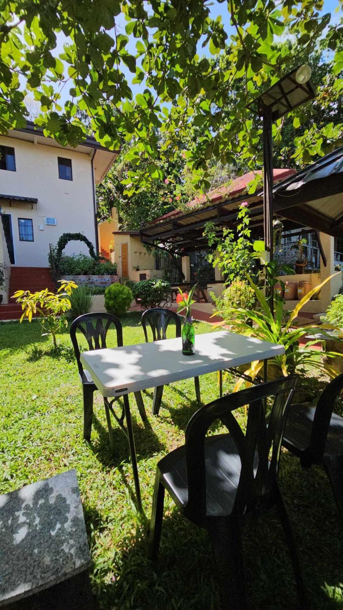Eagles Nest Beach Resort Davao Stadt Exterior foto